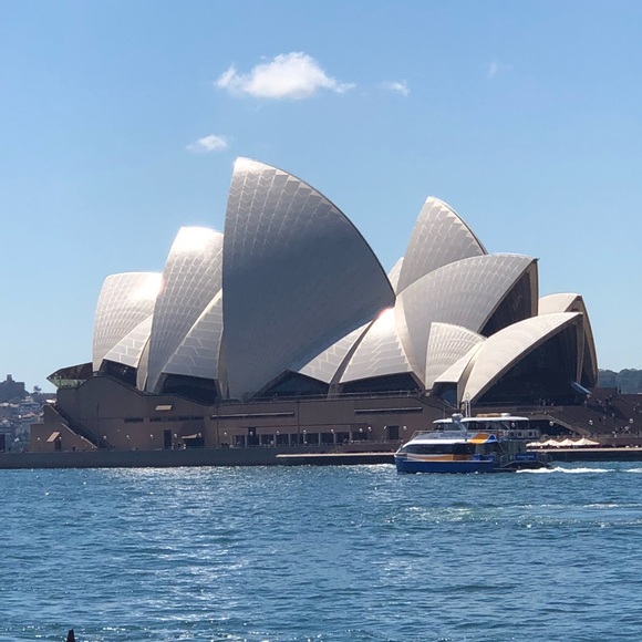 Meet your Posher, Derrick - Picture 1 of 1